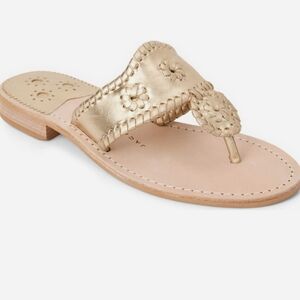 Jack Rogers Women's Jacks Flat Sandals in the metallic platinum.. Size 8M